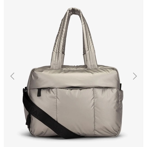 Luka Duffel in Gunmetal 🩶 - Picture 2 of 8